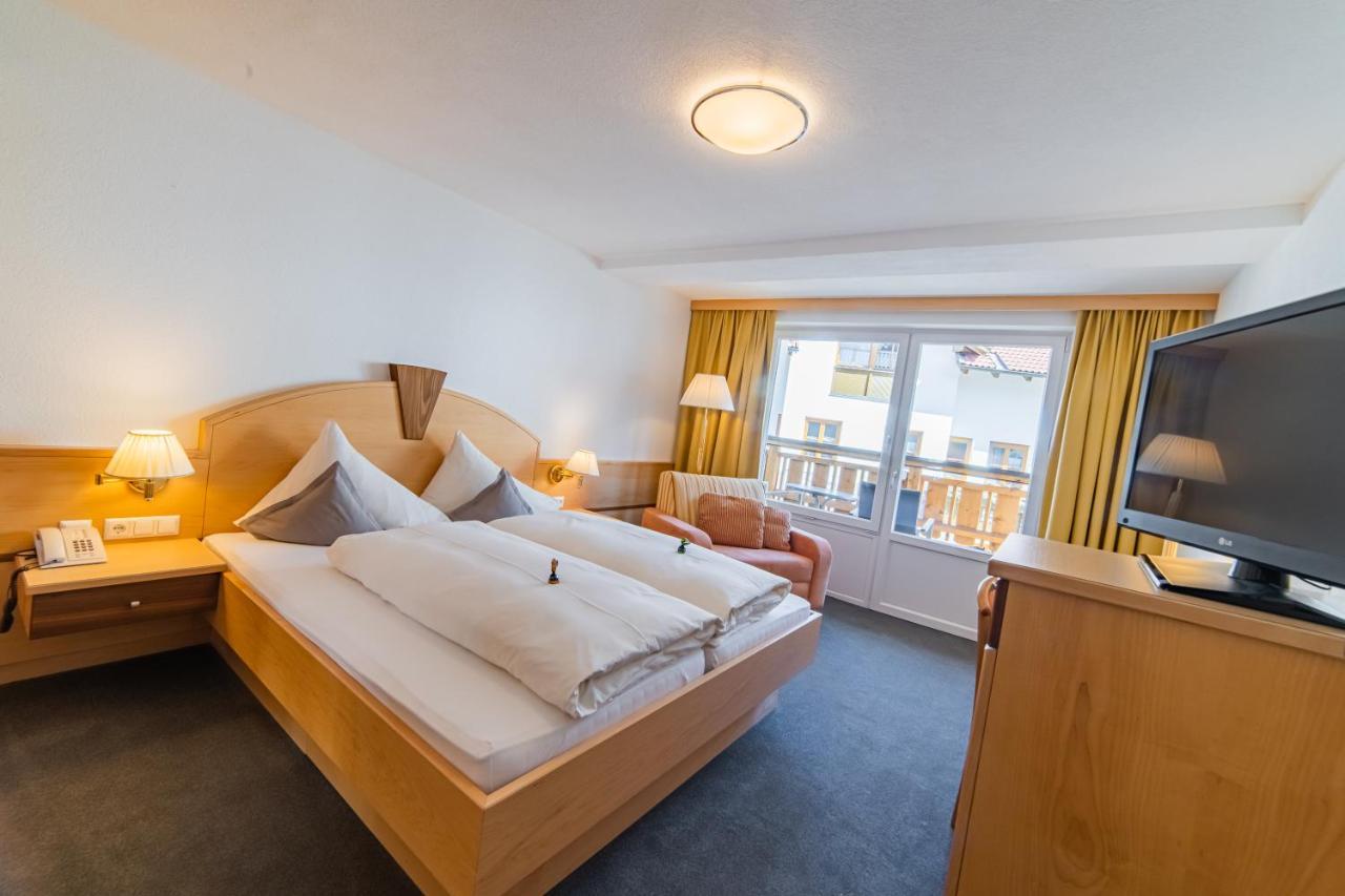 Aparthotel Hochland Gmbh Nauders Εξωτερικό φωτογραφία