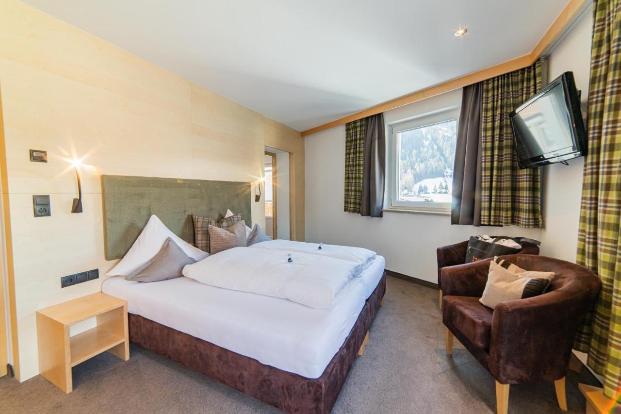 Aparthotel Hochland Gmbh Nauders Εξωτερικό φωτογραφία